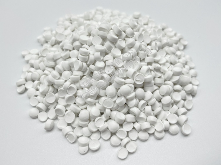 pvc硬質顆粒